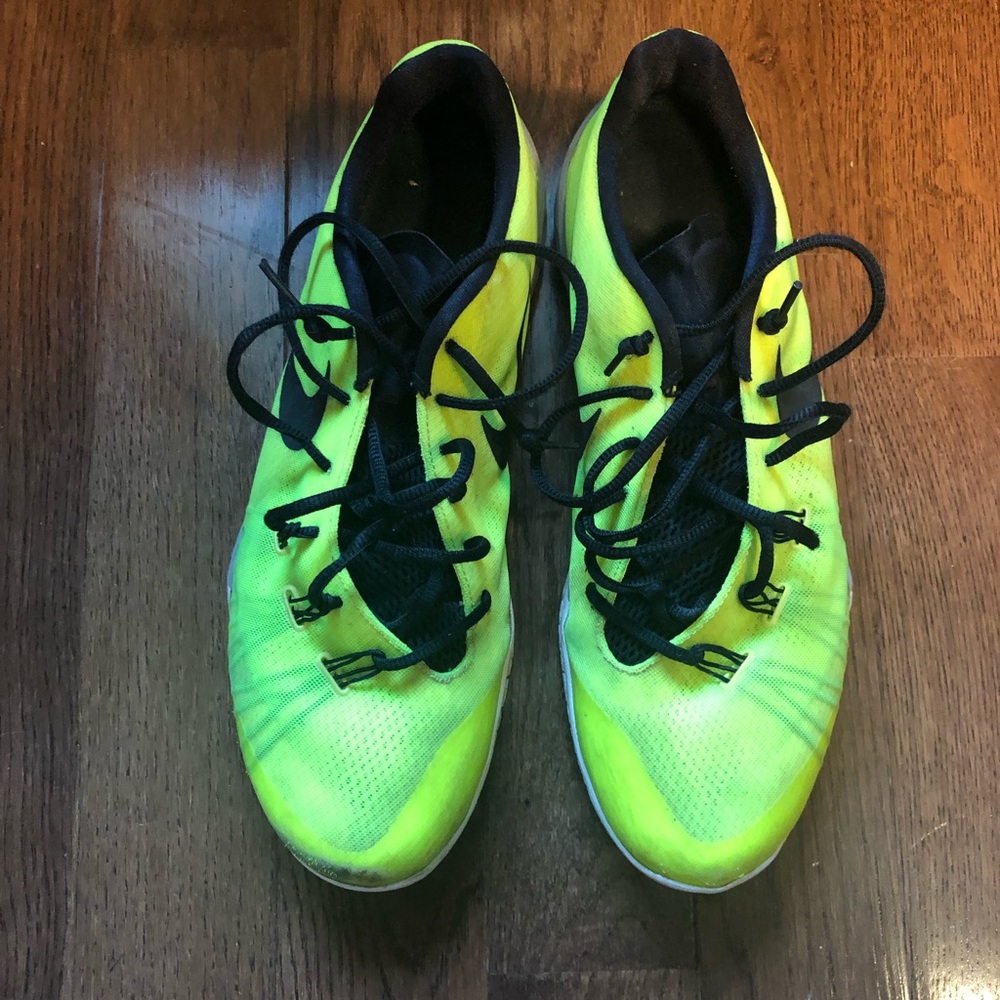 nike basketball shoes
